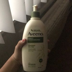 I’m selling a moisturizing lotion